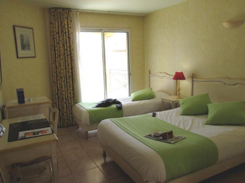 Hotel Ariane Istres Εξωτερικό φωτογραφία