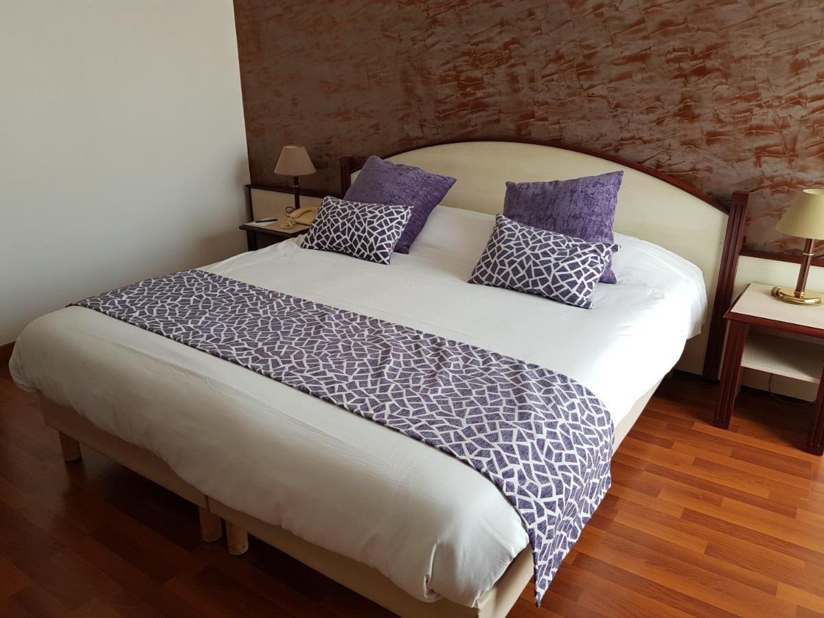 Hotel Ariane Istres Εξωτερικό φωτογραφία