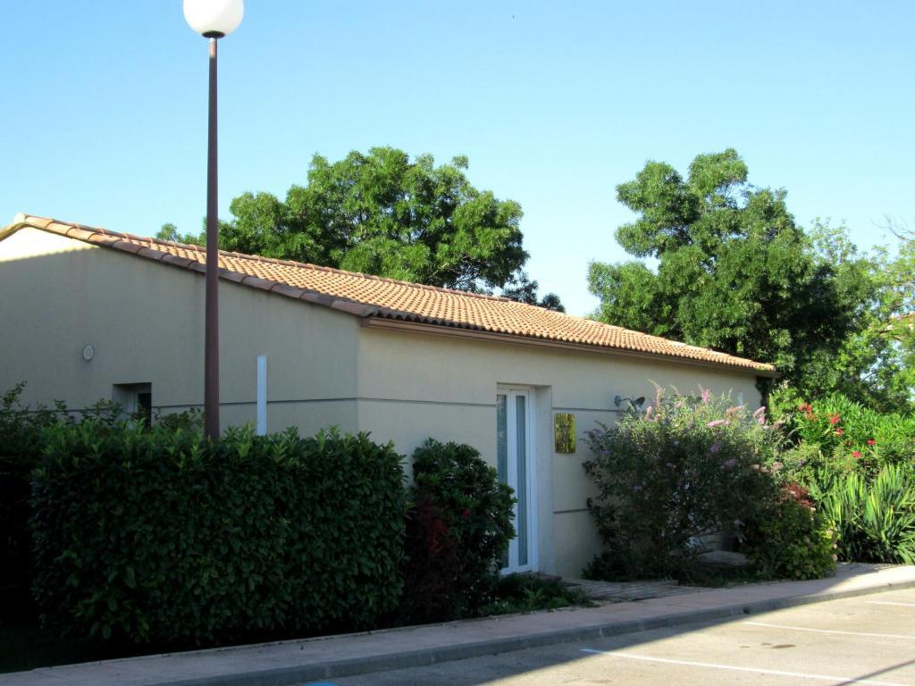 Hotel Ariane Istres Δωμάτιο φωτογραφία