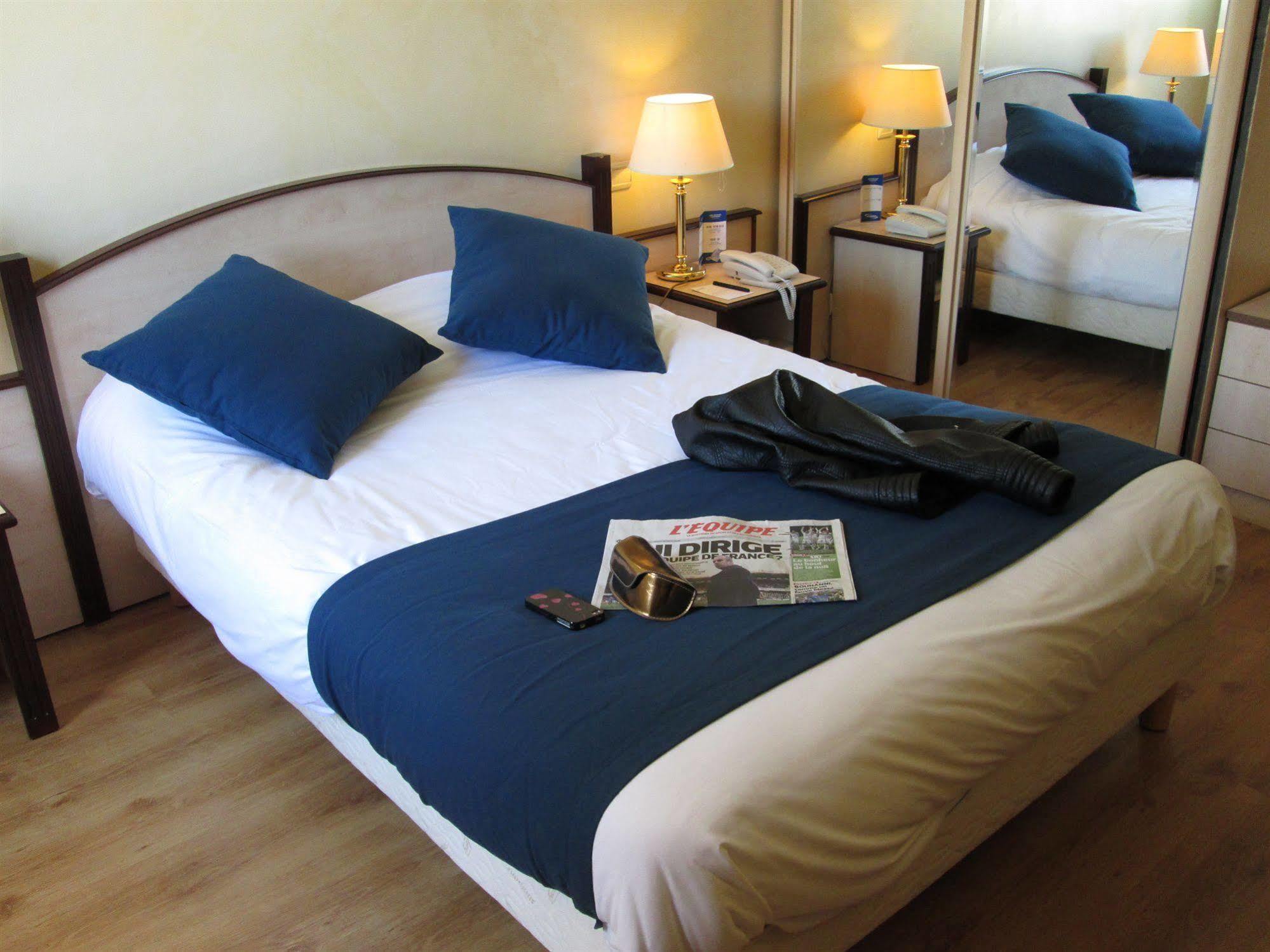 Hotel Ariane Istres Εξωτερικό φωτογραφία
