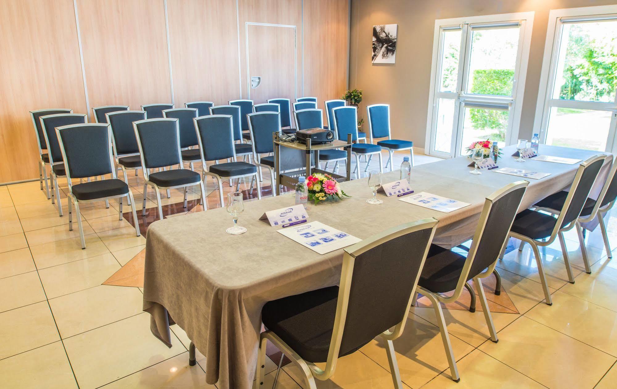 Hotel Ariane Istres Εξωτερικό φωτογραφία